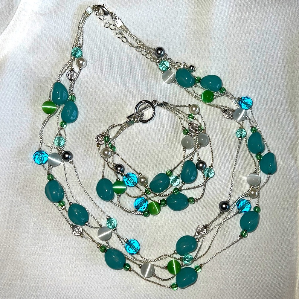 21” Blue & Silver Bead Multi strand Necklace and Bracelet (7”) Set